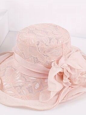 Soft Pink Lace Dress Hat with Decorative Bow size 7 - 7 1/4
